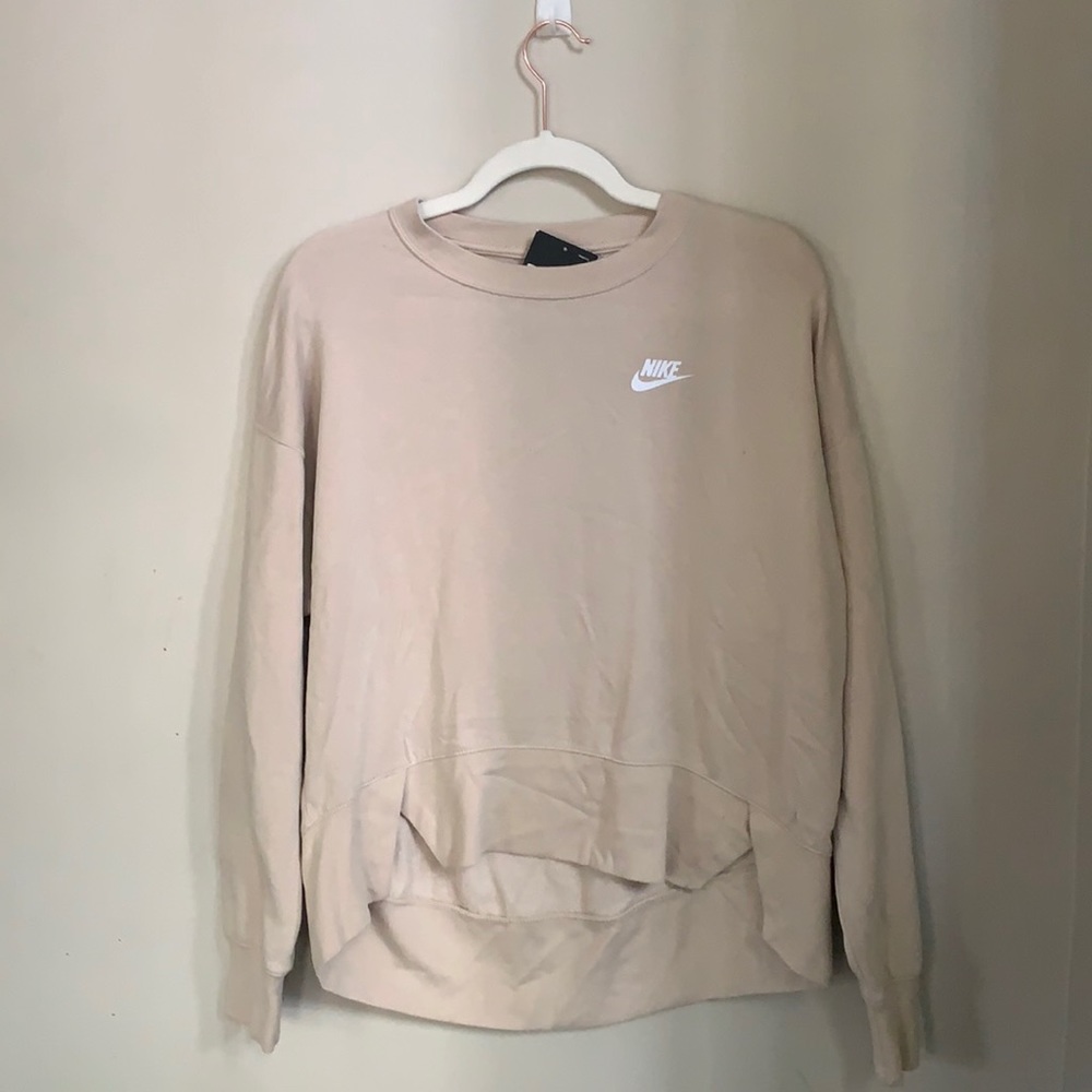 Nike Sportswear Club Crewneck Pullover Hi-Lo Hem Sweatshirt